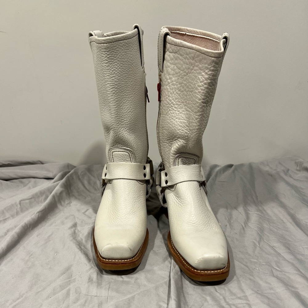 FRYE AND CO. Women's Harness White Leather Boots